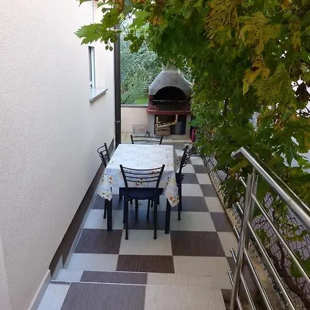 With A Parking Space - 14389 Appartement