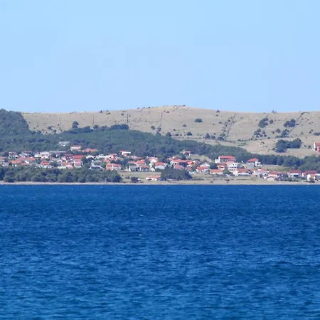 Διαμέρισμα With A Parking Space - 14389
